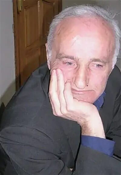 Нашхоев аслан бекханович. Алероев бекхан султанович. Аслан дзантиев. Дерматолог в грозном. Сайдахмадов бекхан хамбекович.