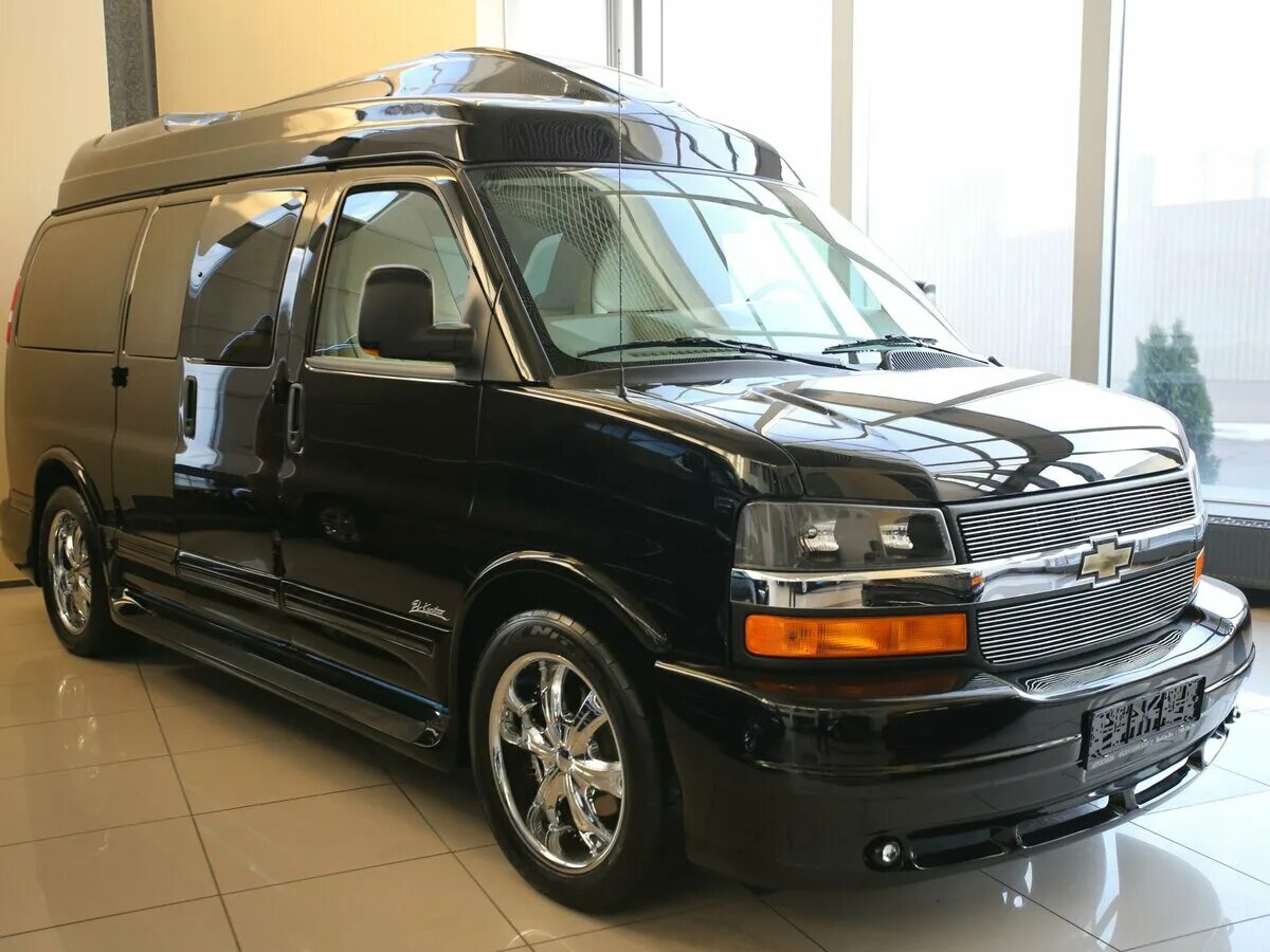 Chevrolet express 2008. Chevrolet express 2007. 3 at. Машина пугачевой шевроле экспресс. Chevrolet minivan 2021.