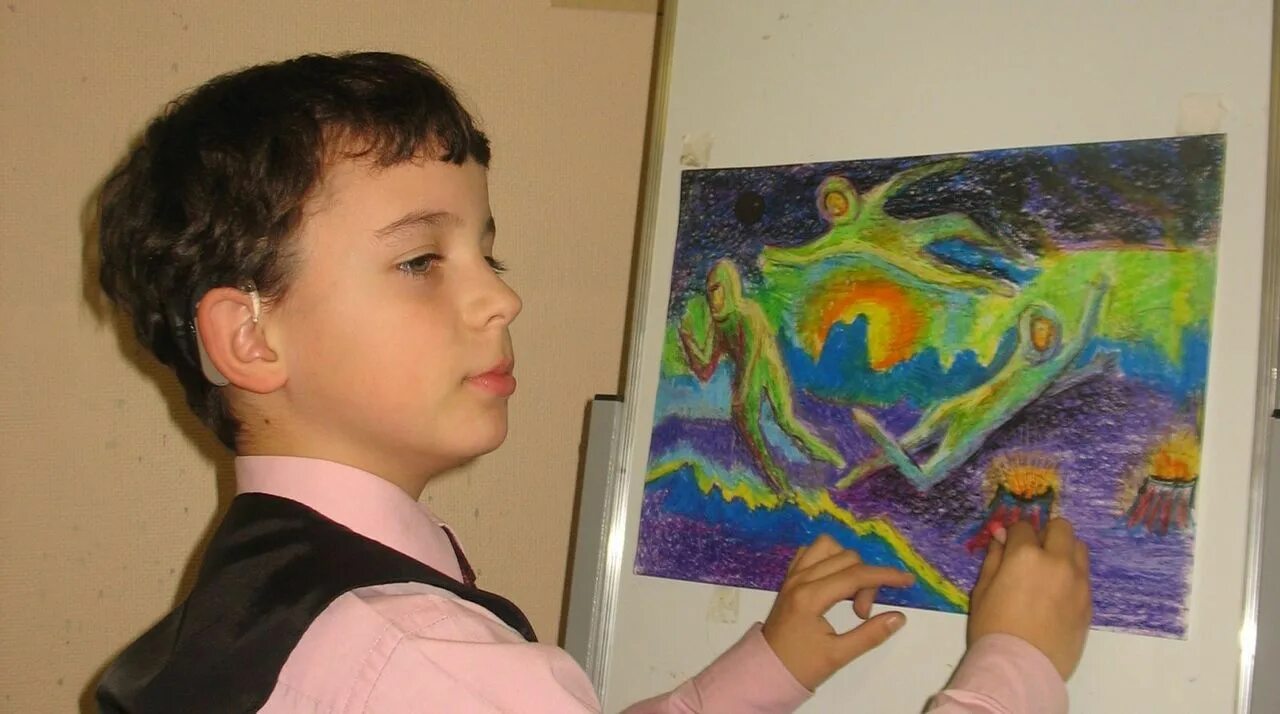 Творческие мастер-классы детей с родителями. Дети творчество. Конкурс работ детей с овз. Изо для детей. Групповые занятия для детей с овз.