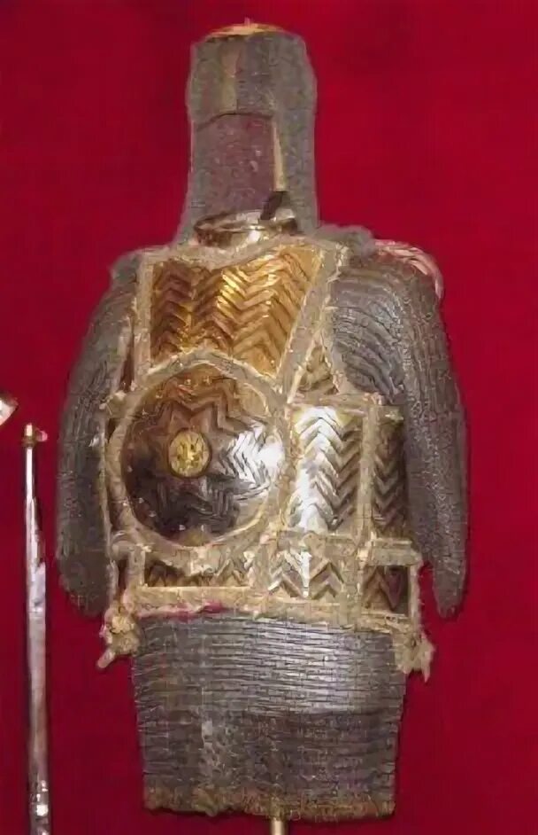 зерцало алексея михайловича. зерцало москва. русское зерцало. оружейная палата гусарский доспех. зерцало доспех.