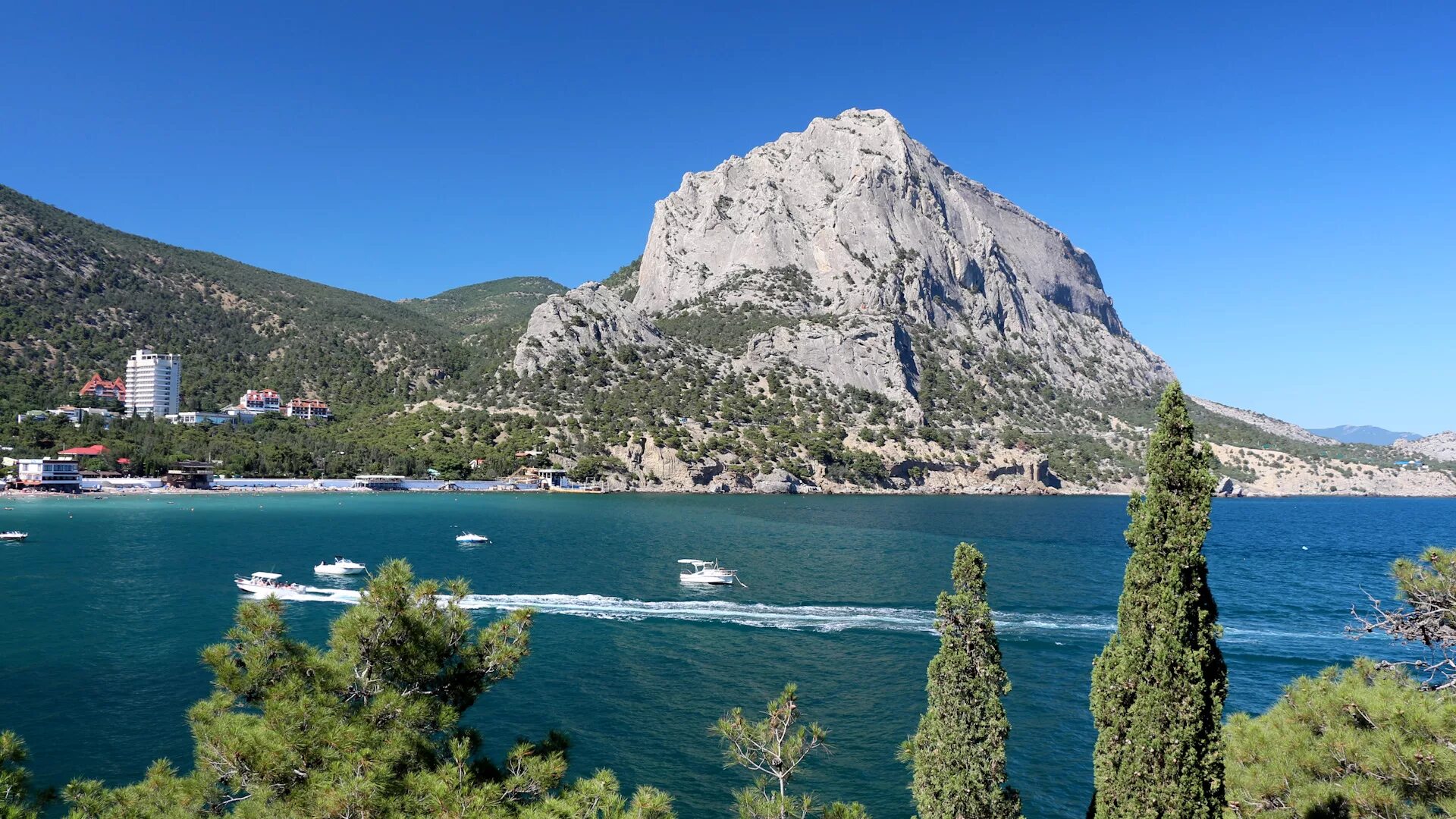 Новый свет Крым. Алушта новый свет. Скала дива Крым. Судак Крым.