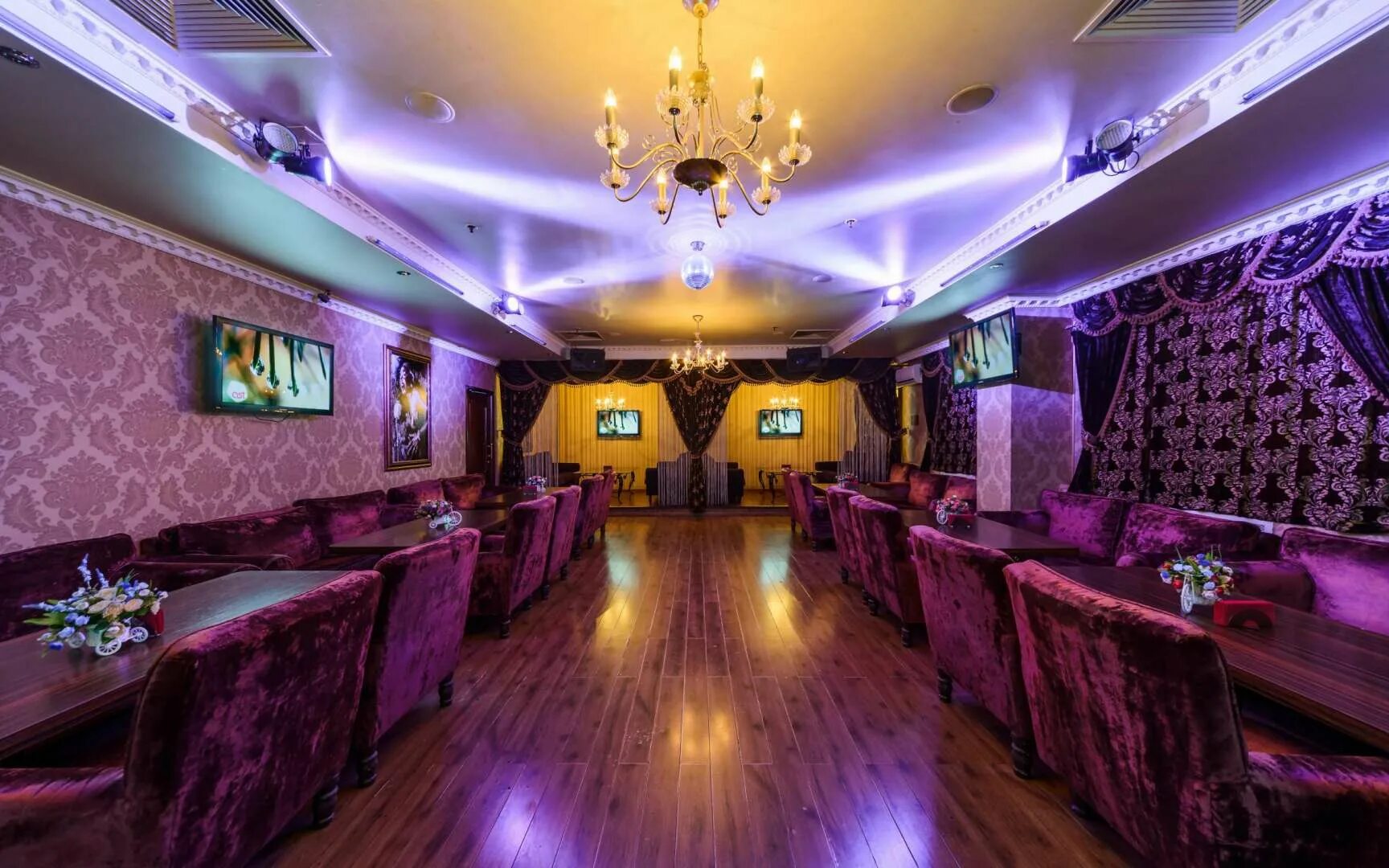 караоке semenov красная пресня. рейтинг караоке москвы. популярные караоке бар. ля фа митино. роял арбат караоке москва.