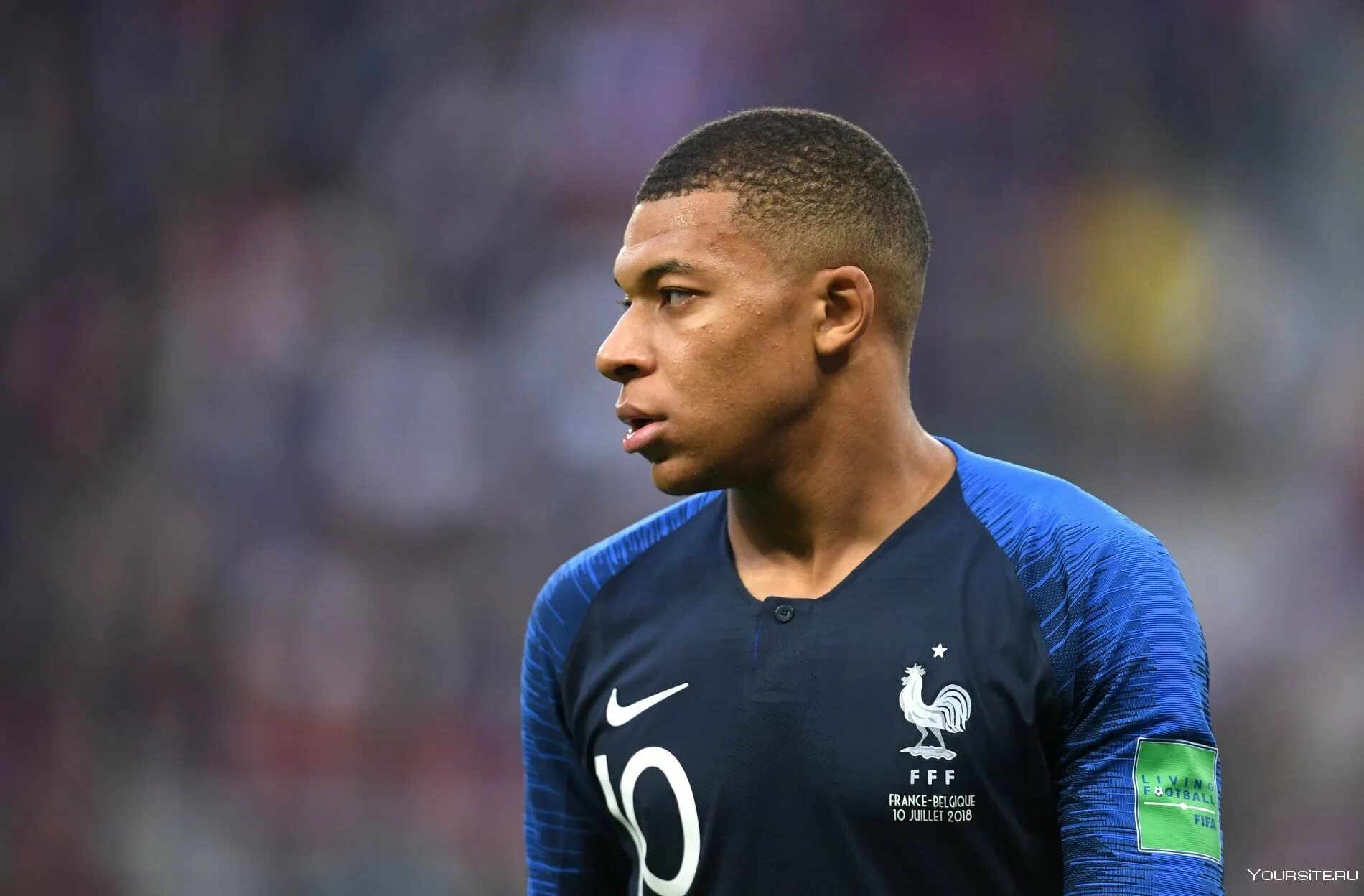 Kylian mbappe. Мбаппе фото 2023. Фотки носа мбаппе. Кильян мбаппе. Мбаппе 23/24.