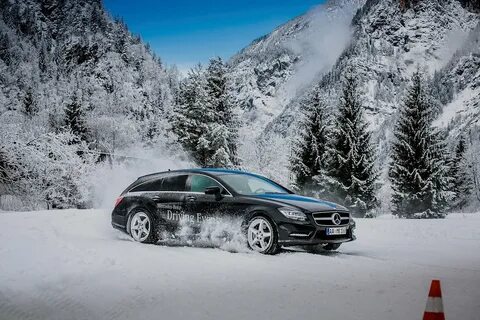 Зимний mercedes