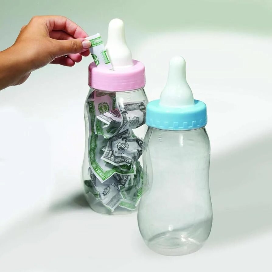 Бутылка для детей. Малыш с бутылочкой. Игрушечная бутылочка для ребенка. Маленькие бутылочки для детей. Сосочку бутылочку
