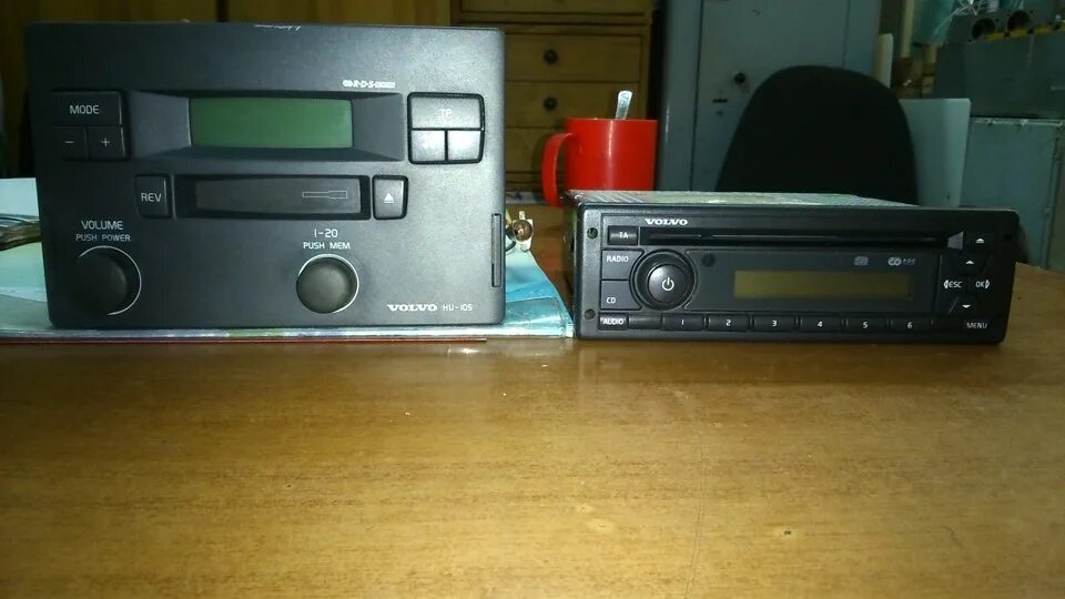Volvo магнитола sc901 продаю. Магнитофон вольво. Volvo vr300. Вольво в 50 магнитола. Volvo s60 2 din магнитола.