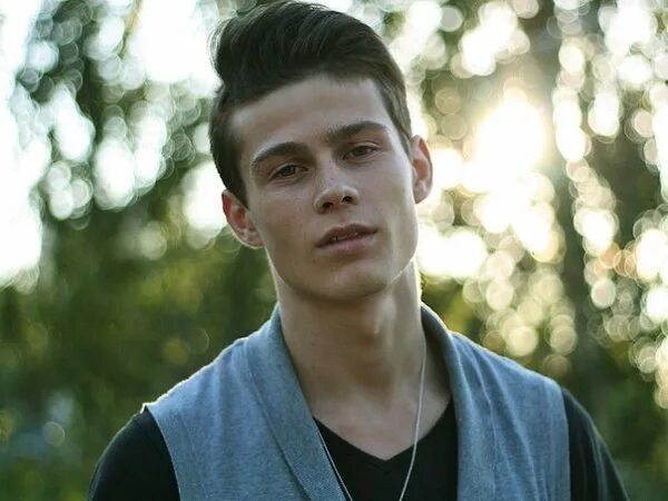 Хочу парня 19 лет. Ян макаров. Хочу парня 19 лет. Хочу парня 19 лет. Никита мартинос.