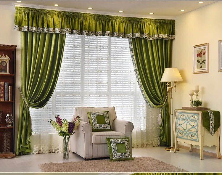 зеленые шторы. бритиш грин цвет в интерьере. зелёные шторы в интерьере. интерьер в зеленых тонах. зеленые занавески в интерьере.