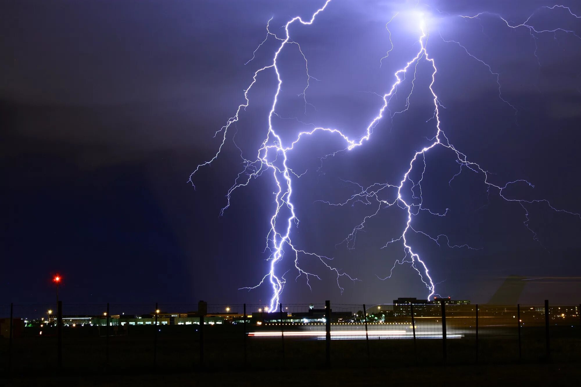 Thunder rain. Гроза. Молния. Гром и молния. Гроза молния.