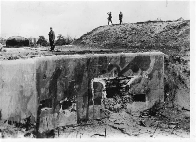 Форт эбен-эмаэль штурм. Battle of fort sumter -. Эбен эмаэль 1940. Сражение за форт самтер. Форт эбен-эмаэль бельгия.