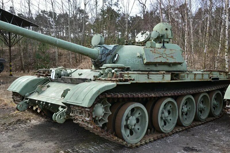 Купить т 54. Т 55 В Югославии. Т-55/м18. Т 55 Ягуар. Югославский танк т-55.