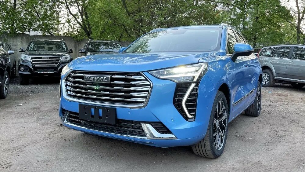 Китайские автомобили хавал 2022. Haval jolyon 2021. Haval jolyon 2021 салон. Проекция на лобовое стекло хавал джулиан. Haval jolyon 2022 красный.