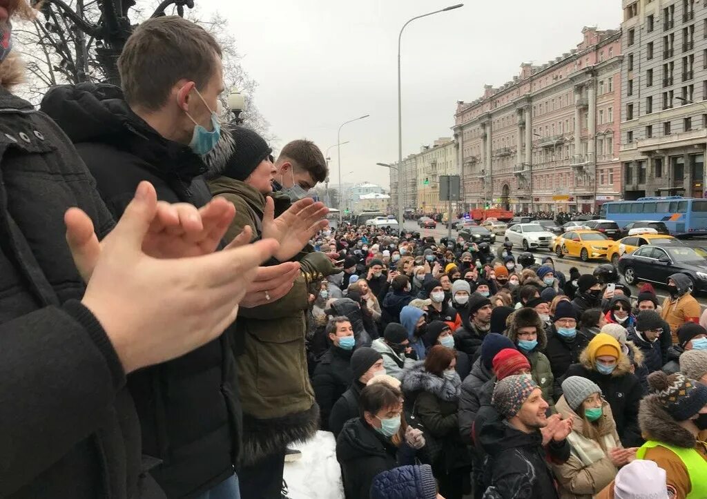 Несогласованный митинг в Москве. Митинг 27 февраля на Пушкинской. Митинг 7 ноября 2021 в Москве. Демонстрация лица. Несанкционированный митинг в москве