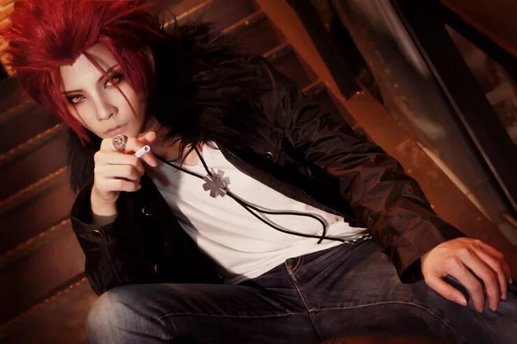 пацан с красными волосами. джерард уэй красный. парень с красными волосами. красные волосы у парней. натаниэль сладкий флирт косплей.