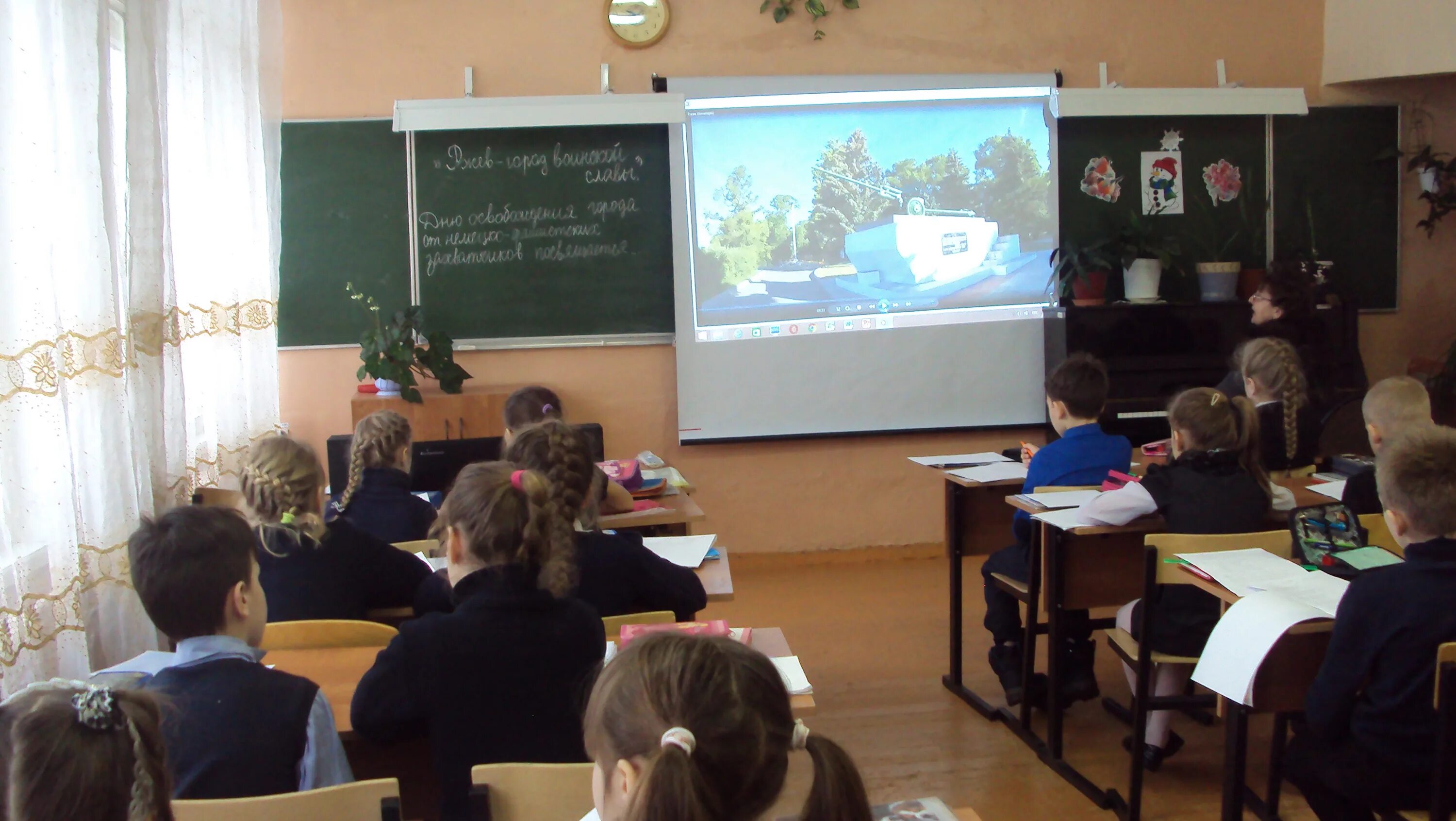 новое здание школы. 3 музыкальная школа ржев. музыкальная школа кимры. идея одежды на битву хоров в школе. 1 музыкальная школа ржев.