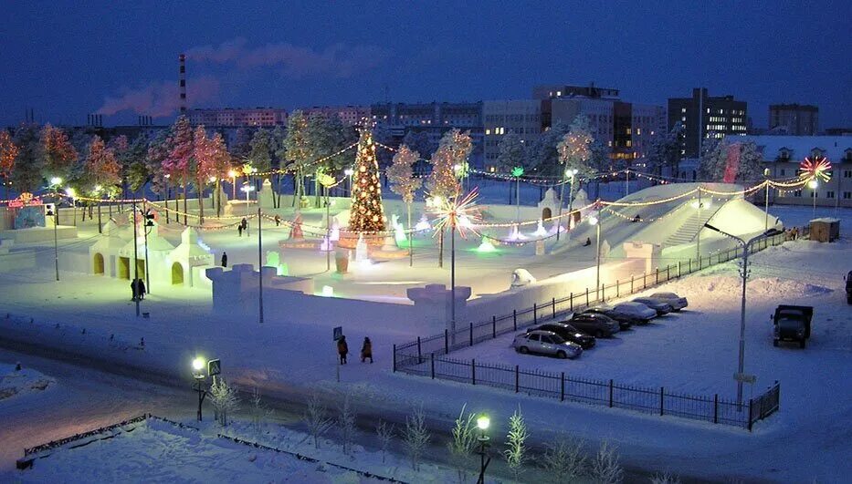 Когалым зимой. ХМАО Югра Когалым. Когалым площадь. Площадь города Когалым. Когалым зимний городок.