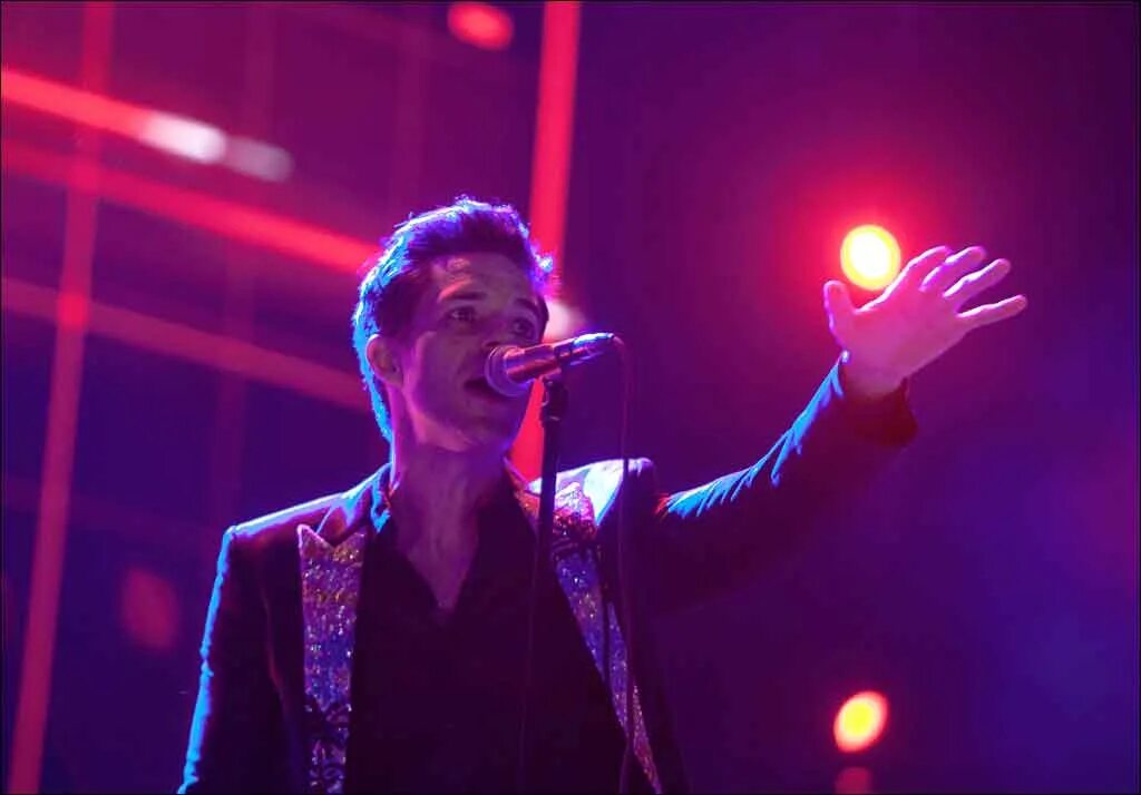 The killers bright light. Группа the killers. the killers вокалист. the killers 2001. the killers сейчас.