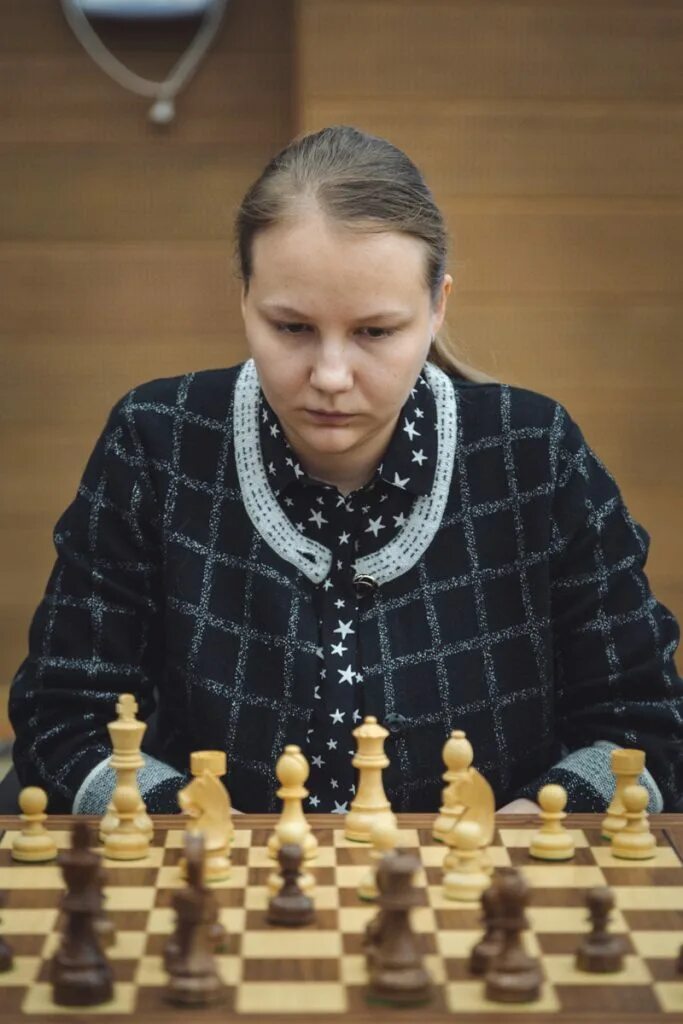 Валентина евгеньевна гунина 2022. Валентина евгеньевна гунина. Валентина гунина. Александра костенюк валентина гунина. Последний российский чемпион по шахматам.