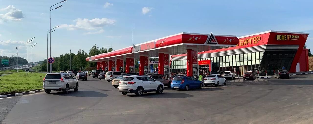 Азс на м12 в сторону москвы. Азс на м12 в сторону москвы. Азс на м12 в сторону москвы. Азс лукойл 330 км трасса м11. Азс на м12 в сторону москвы.