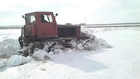 Т 4 бульдозер