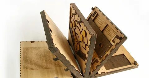 Деревянная книжка