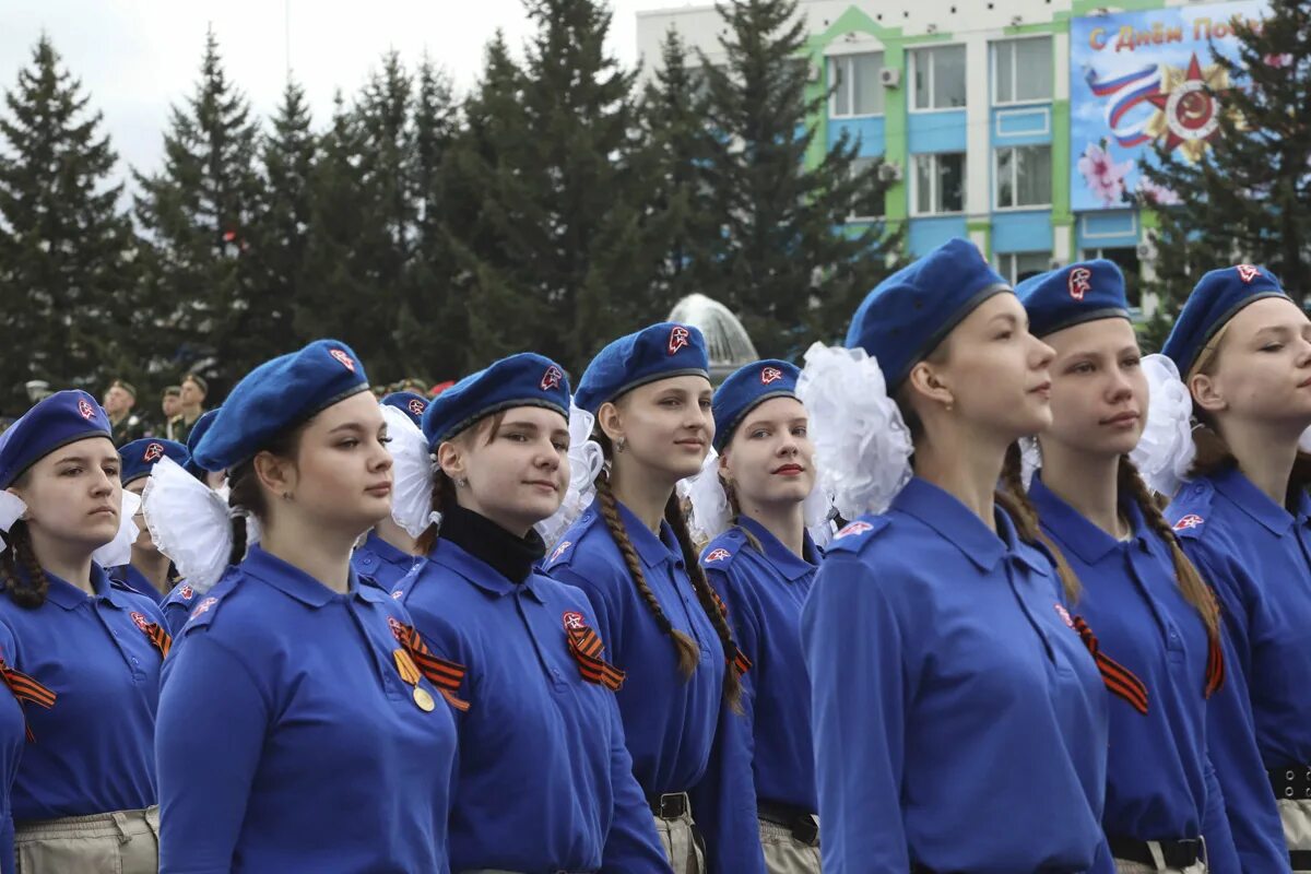 День белогорска амурской. Парад Победы Белогорск Амурская. Парад в Белогорске Амурской области 2022. Парад Победы в Белогорске Амурской области. 9 Мая в Белогорске Амурской области.