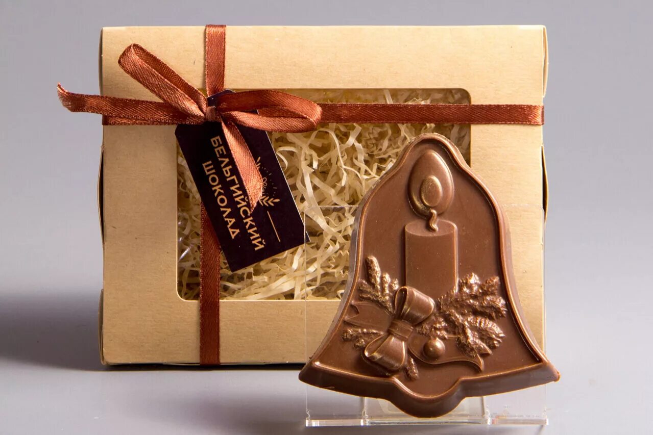 Шоколадные фигуры. Шоколадный домик. Подарок из бельгийского шоколада. Фигурки из бельгийского шоколада.