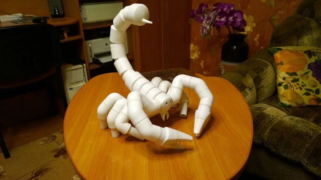 Поделки из полипропилена. Изделия из полипропилена. Изделия для сада из пвх труб. Изделия из полипропиленовых труб. Мебель из пластиковых труб.