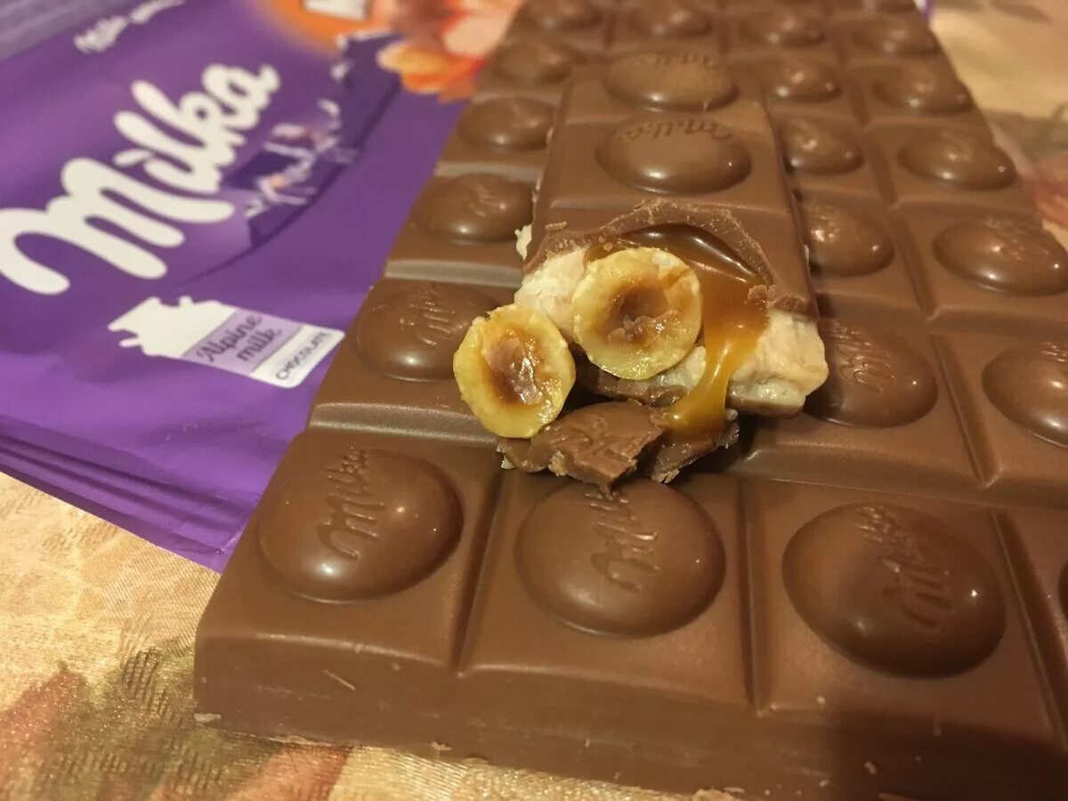 шоколад с орехами. милка с орехами. милка. шоколад munz молочный, 100 г. шоколад с фундуком.