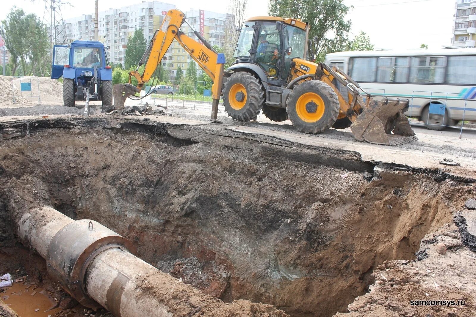 Работаю на экскаваторе в жкх. Авария на водопроводе. Раскопка газопровода. Аварии на канализационных системах. Раскопка нефтепровода экскаватором.