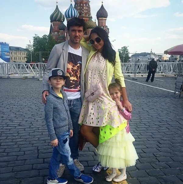 Жена футболиста Юрия Жиркова в 27 лет может похвастаться не только титулом "Мисс