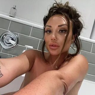 Charlotte Crosby puts on naked display as she strips off for jaw-dropping b...