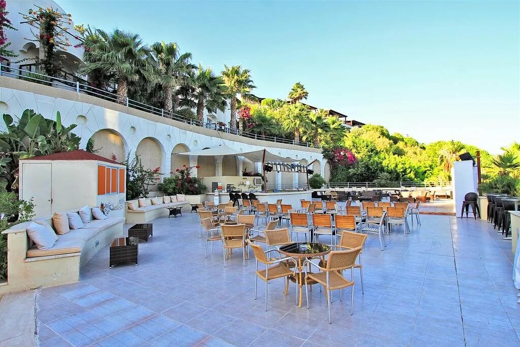 Middle Town Bodrum Beach Hotel / 4*. Palmet Pharus Bodrum Бодрум Бодрум. Prado Bodrum (ex. Palmet Bodrum Hotel) 4*, Турция, Бодрум. Ортакент Бодрум Маяк.