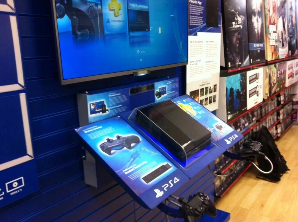 PLAYSTATION 4 Эльдорадо. Sony PLAYSTATION 4 Store. PLAYSTATION Store ps4 Pro. Автомат для сони плейстейшен 4. Ps5 демо