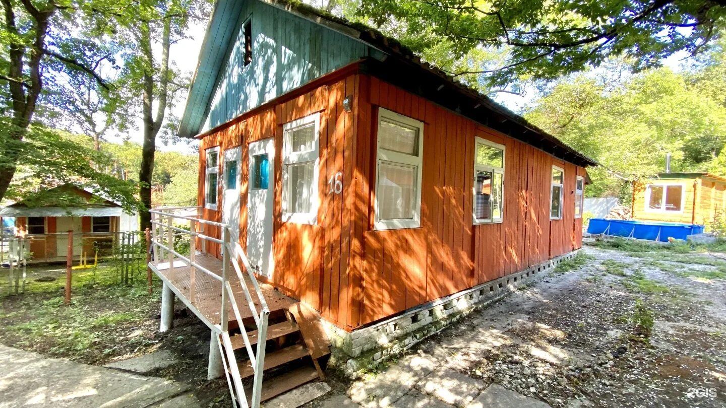 Beauty camp краснодар. Инфанта база отдыха бухта инал. Кемпинг юг. Кемпинг юг. Кемпинг на юге.