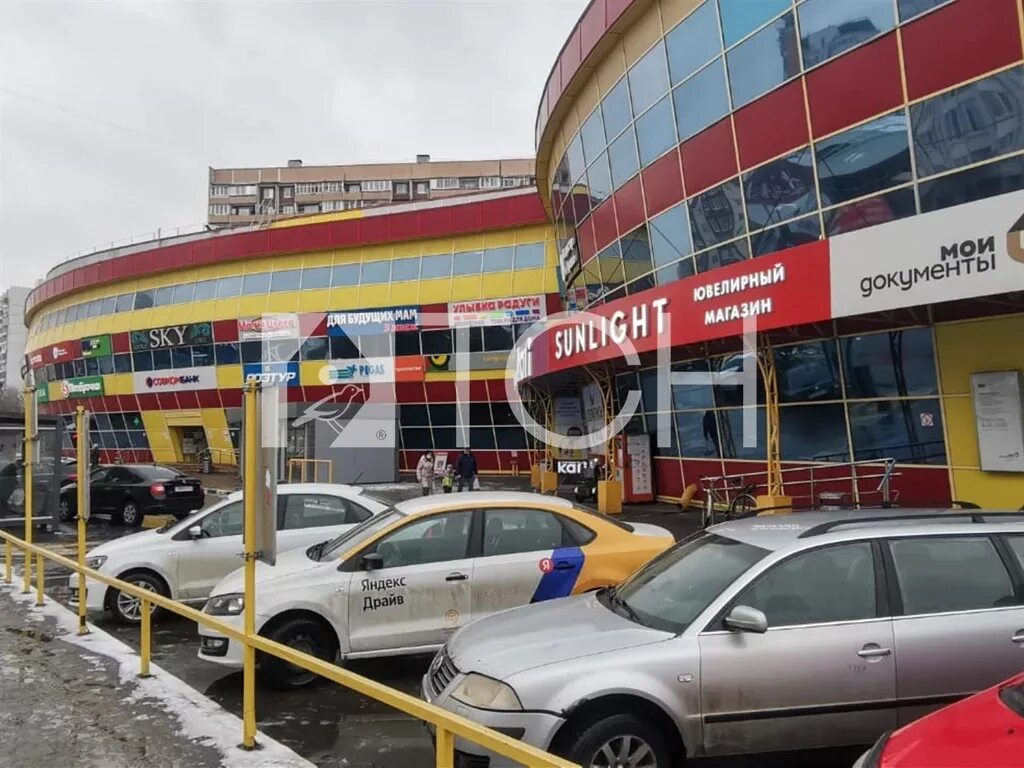 Город королев тц гелиос. Пр королева 20 к 1. Проспект космонавтов 20а. Торговый центр гелиос в королеве. Бристоль королев.