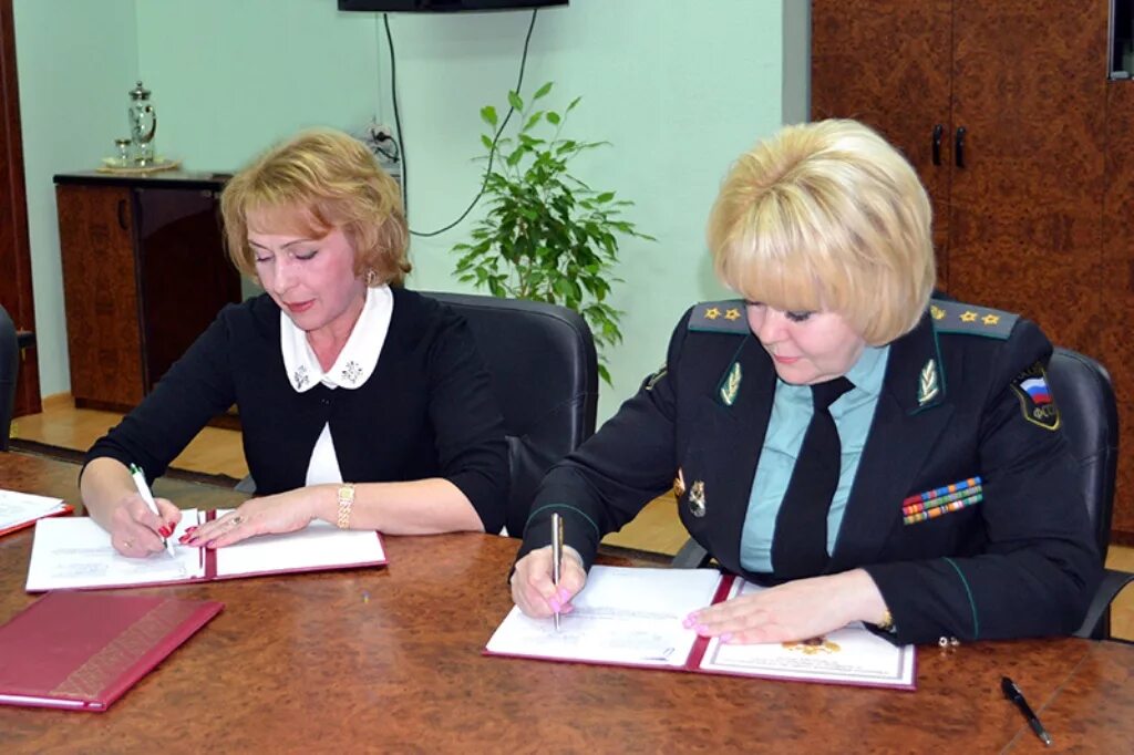 приставы брянск номер телефона. служба судебных приставов брянской области официальный сайт. бывшева елена федоровна брянск уфссп. гришкова судебный пристав брянск. г брянск, ул ульянова, д.