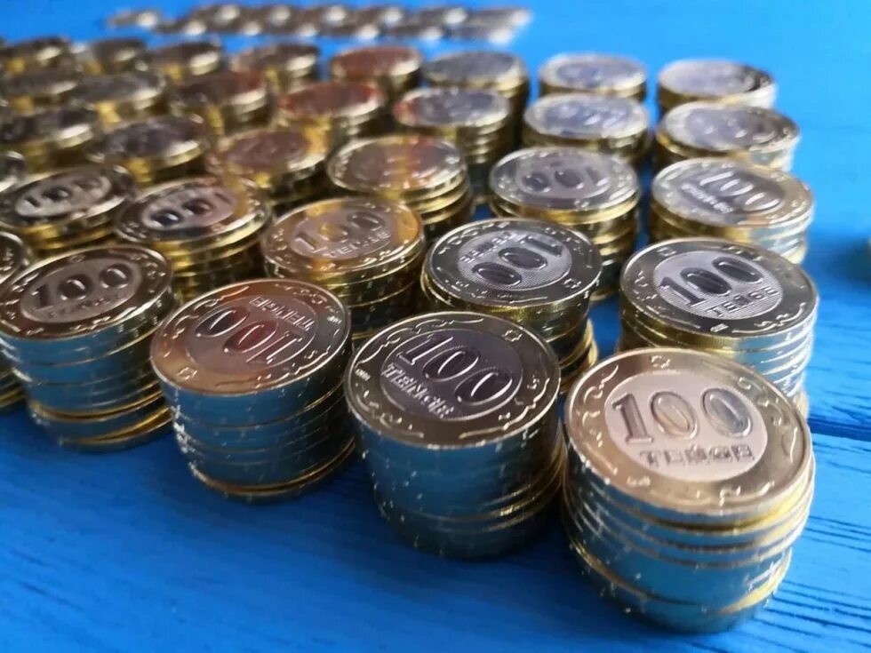 16 Тенге. Тенге в рубли. Казахстанская валюта в рублях. Ақша фото. 6300 тенге в рублях