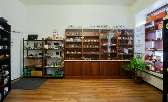 Чай на невском. Интерьер магазина чая. Art of tea магазин. Китайское чаепитие. Книга "чай".
