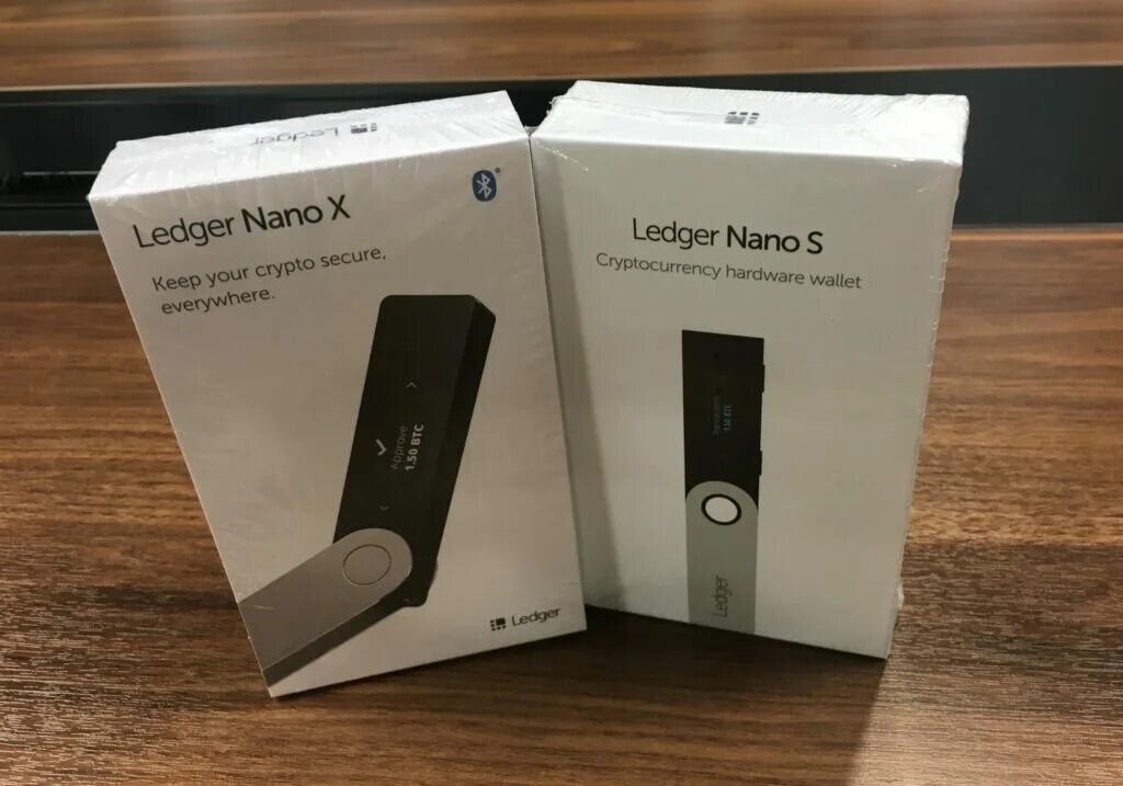 Криптокошелек Ledger Nano x. Упаковка Ledger Nano s. Ledger Nano x упаковка. Ledger Nano s Plus упаковка.