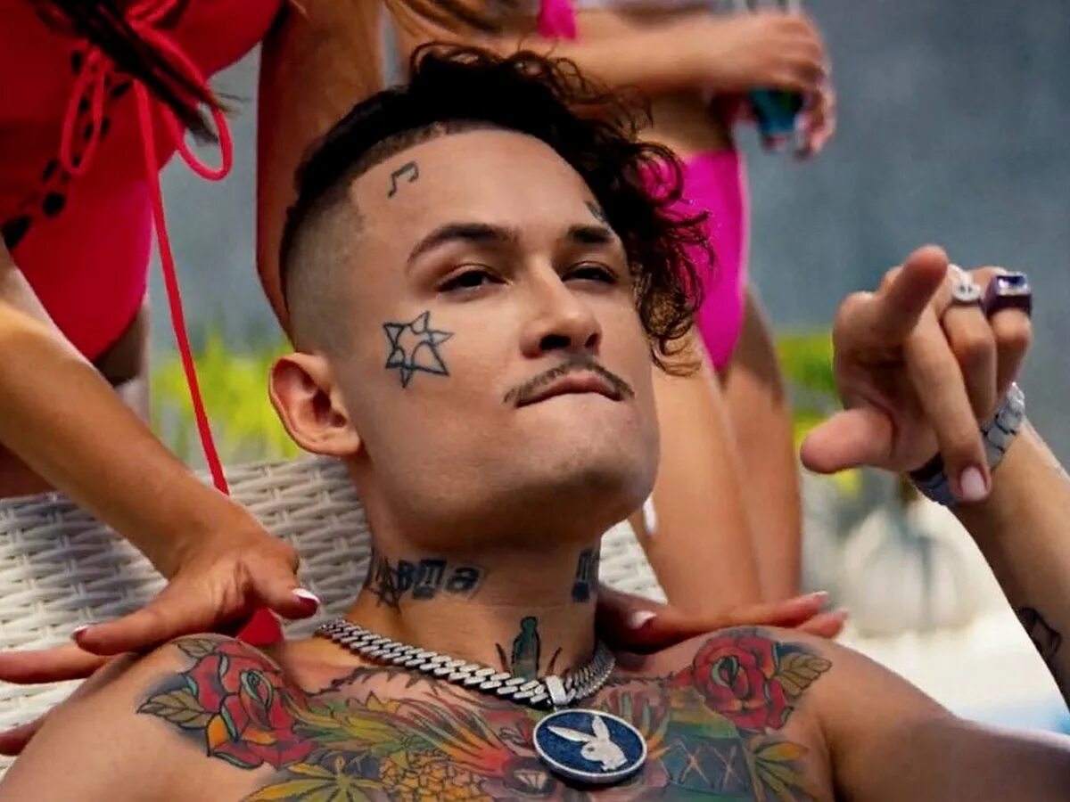 Моргенштерн кристалл моёт. Yung trappa и моргенштерн. Алишер тагирович 2020. Моргенштерн 2021. Моргенштерн 2022.