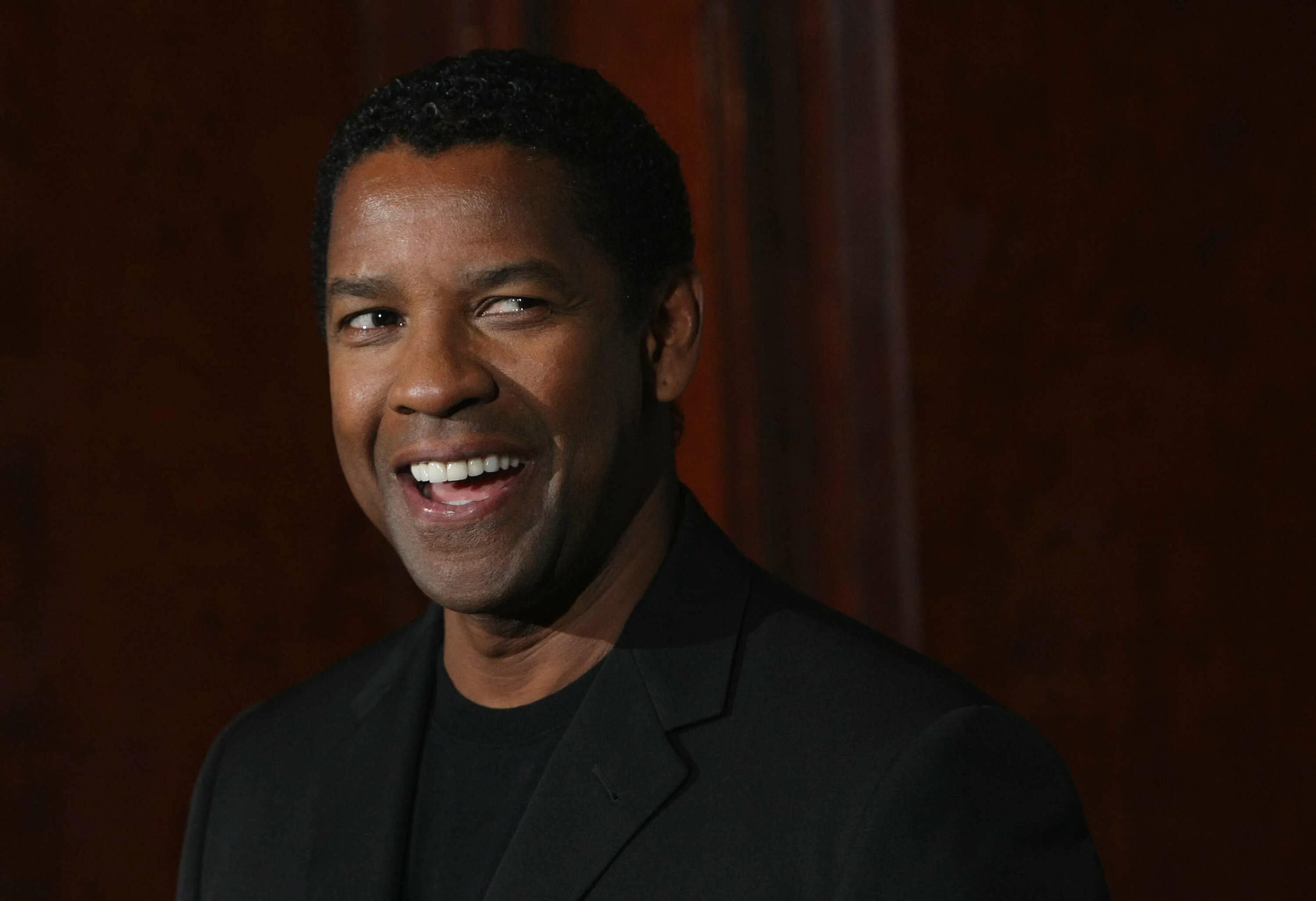 Дизель вашингтон актер. Дизель вашингтон актер. Дензел вашингтон denzel washington. Экипаж дензел вашингтон. Дензел вашингтон актер.