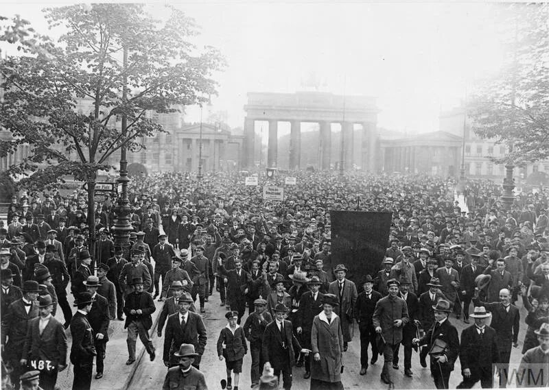 Революция 1918 1919. Революция в Австро-Венгрии 1918. Революция в Германии 1918. Революция в Австрии 1918-1919. Венгерская революция 1918-1919.