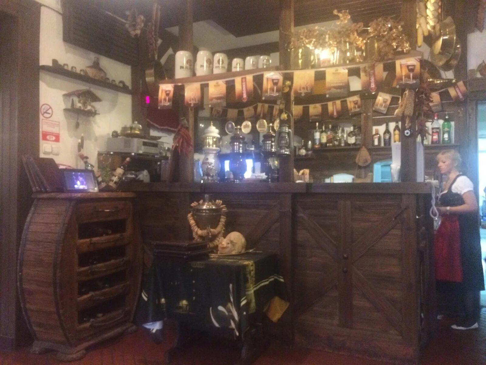 Бирхаус самара. Beer house омск. Beerhouse. Казань бирхаус на астрономической. Бирхаус астрономическая.