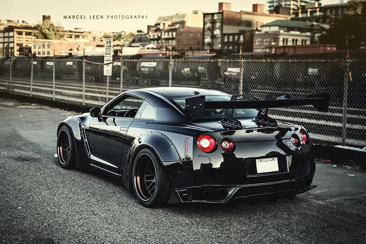 Gtr 7 купить. Nissan Skyline GTR r35. Ниссан ГТР 35. Nissan GTR r35 Nismo. Nissan gt-r r35 Liberty walk.