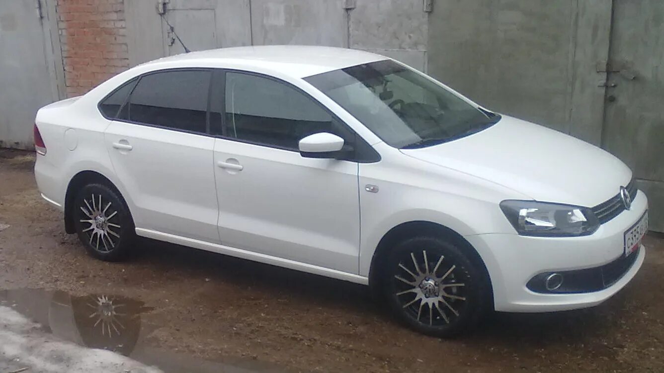 Диски r15 polo sedan. Поло седан r15. polo sedan диски r15. polo sedan 2012 r15. диски volkswagen polo r15.