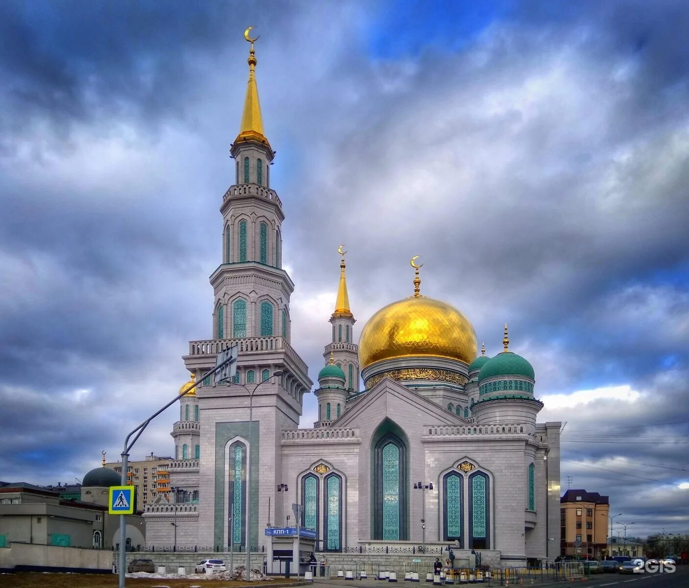 Мечеть в москве. Московская Соборная мечеть. Московская Соборная мечеть Выползов переулок 7. Соборная мечеть Москвы 2000. Московская Соборная мечеть переулок Выползов, 7, Москва, Россия, 129090.