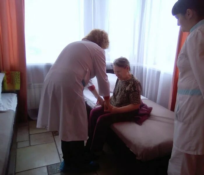 Колл центр пансионатов для лежачих больных. Усть ивановка психиатрическая больница. пансионат по уходу за лежачими больными. усть ивановская психбольница амурская область. пансионаты для престарелых в крыму для лежачих больных надежда.