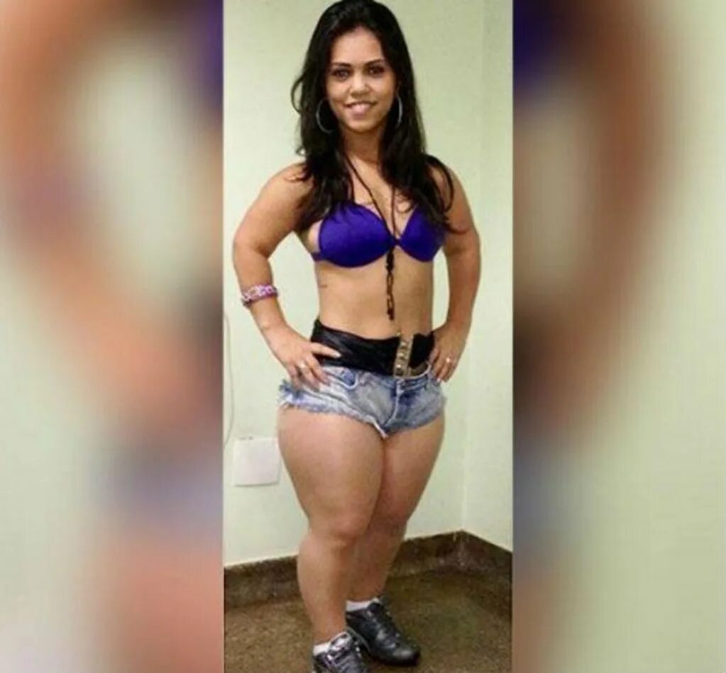 Девушки лилипуты красивые. Девушки карлики с большим. Девушки карлики с большим. Девушки карлики с большим. Девушки карлики с большим.