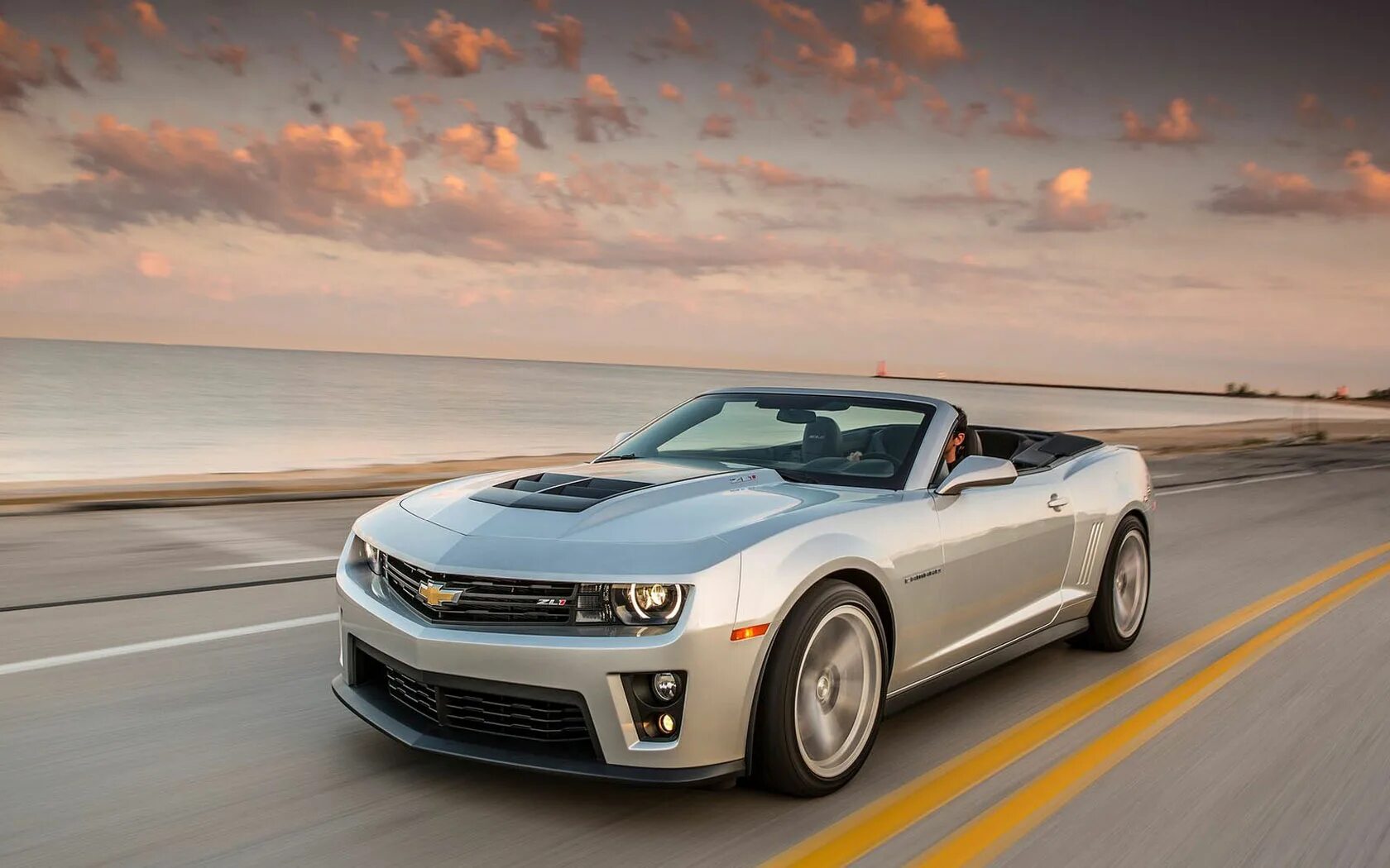 Шевроле камаро кабриолет. Chevrolet Camaro zl1. Chevrolet Camaro zl1 Convertible. Шевроле Камаро zl1 2015. Chevrolet Camaro кабриолет.